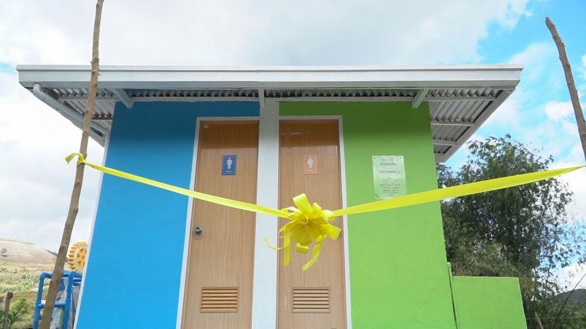 Philippine WASH project delivers toilets and hygiene education to