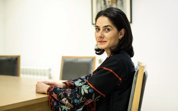 Rotariana trabalha para eliminar mitos sobre as vacinas contra a pólio